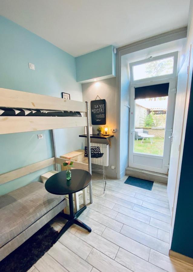 Studio Cosy Avec Jardin Roanne Exterior photo