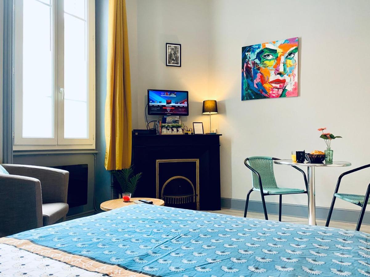 Studio Cosy Avec Jardin Roanne Exterior photo
