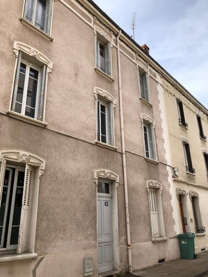 Studio Cosy Avec Jardin Roanne Exterior photo